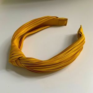 Anthropologie Lauren Knotted Headband